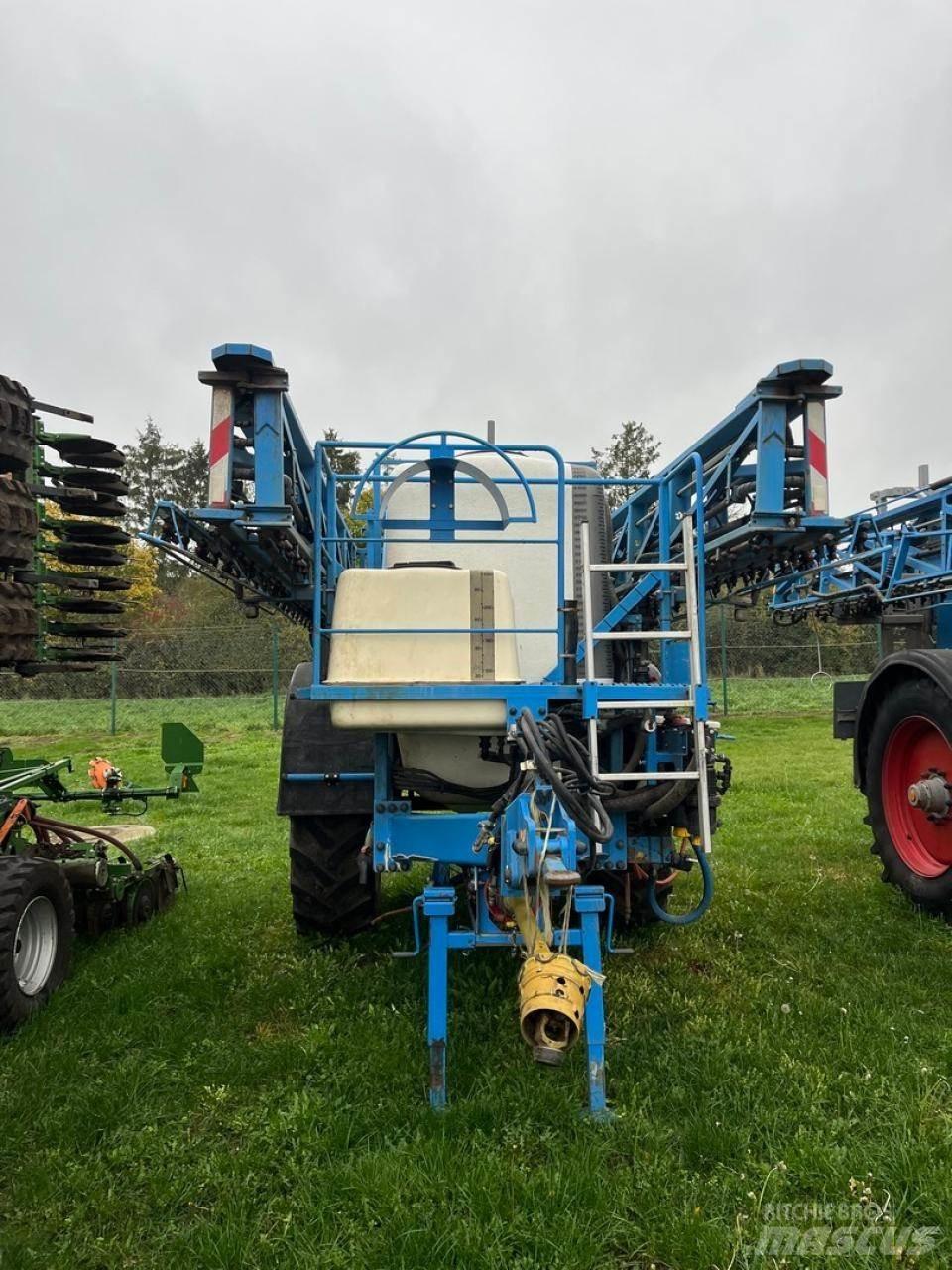 Lemken Primus 45 Причіпні обприскувачі