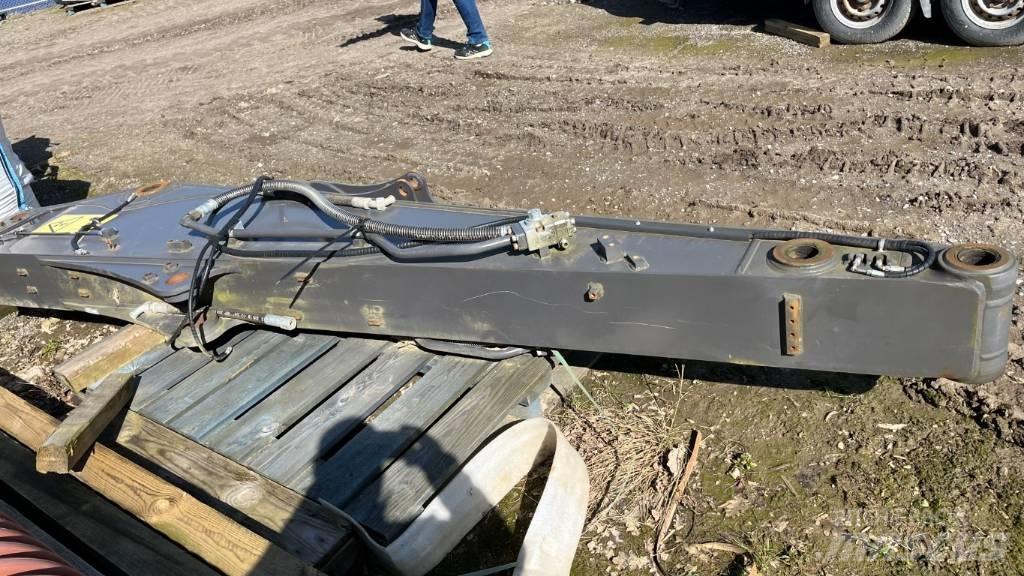 Volvo EC140 Бони і ковші