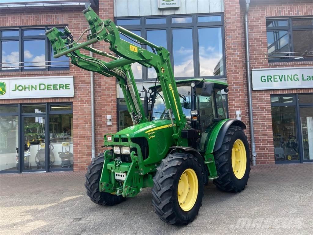 John Deere 5070M Трактори