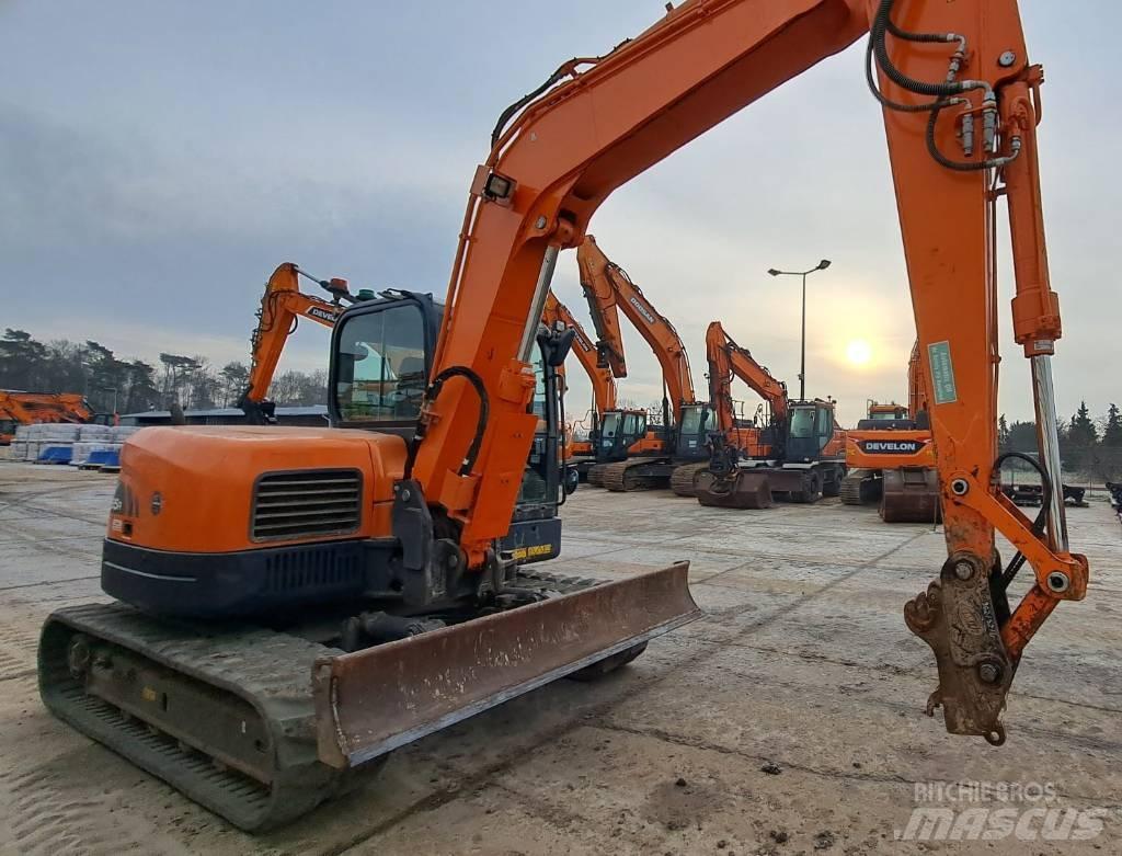 Doosan DX 85 R-3 Середні екскаватори 7т. - 12т.