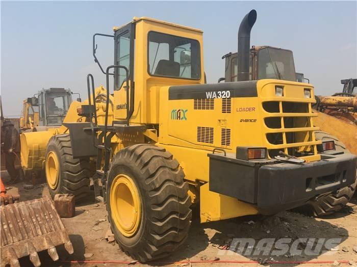 Komatsu WA 320-3 Фронтальні навантажувачі