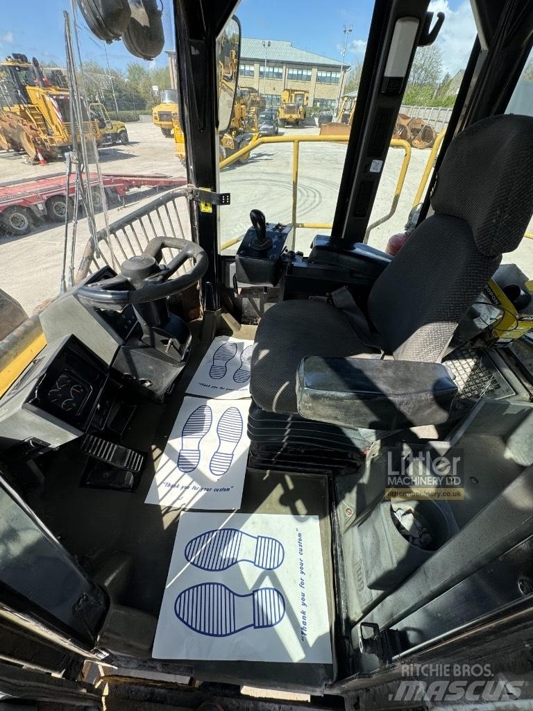 CAT 826H Сміттєві преси