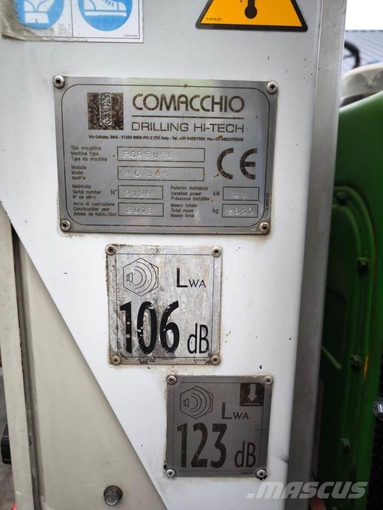 Comacchio MC 305 Стаціонарні бурові установки