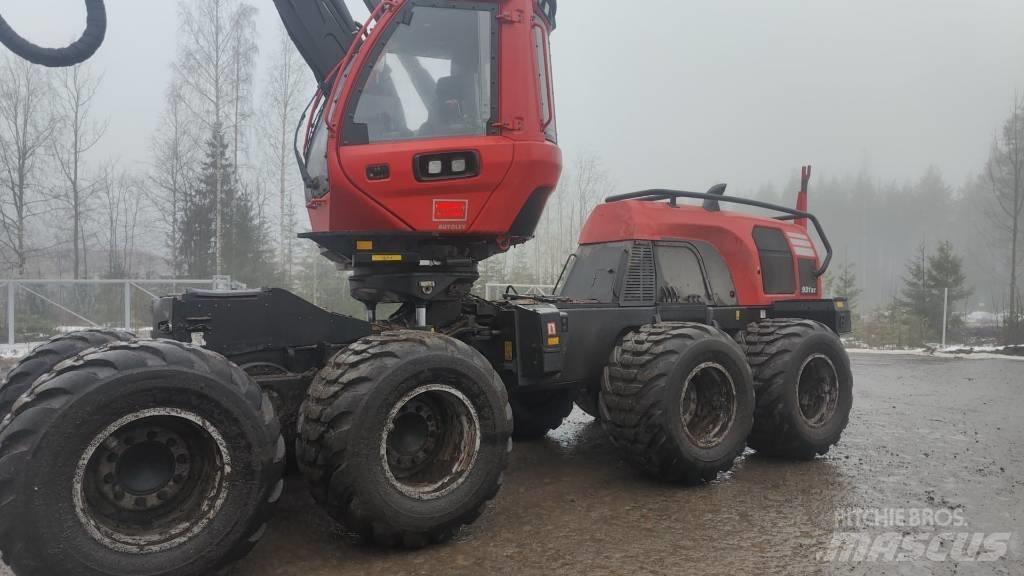 Komatsu 931XC Харвестери