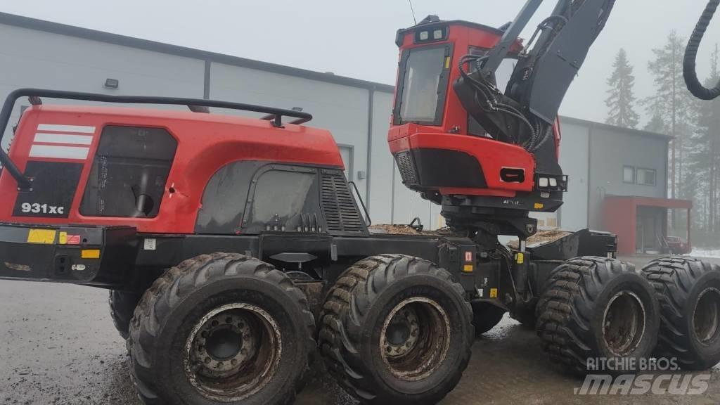 Komatsu 931XC Харвестери