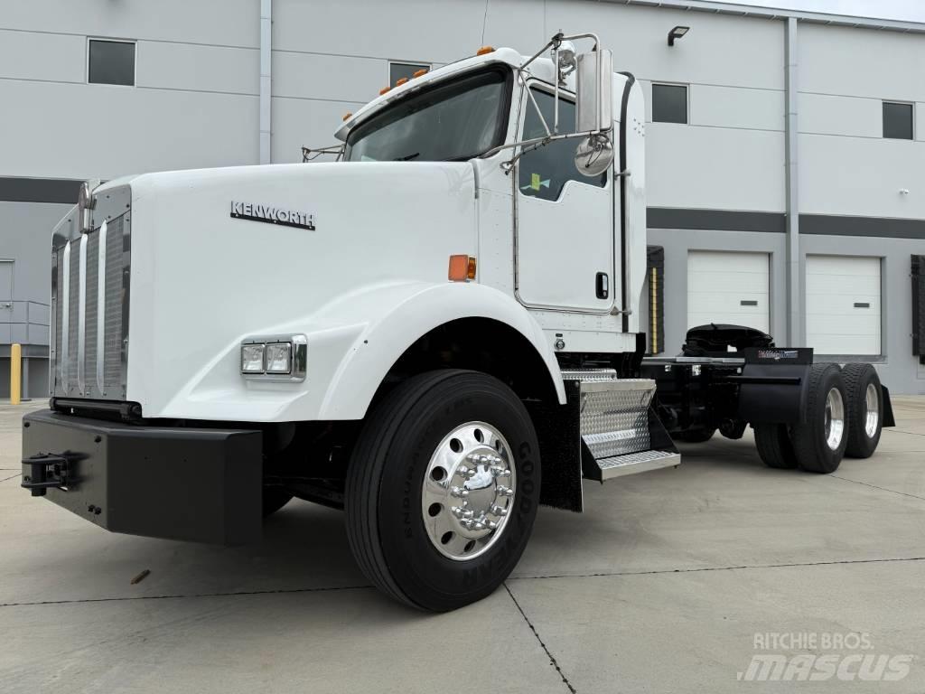 Kenworth T 800 Тягачі