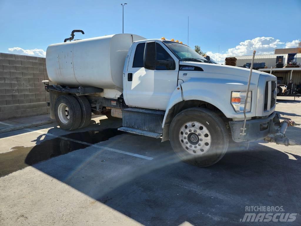 Ford F 650 Поливальні машини