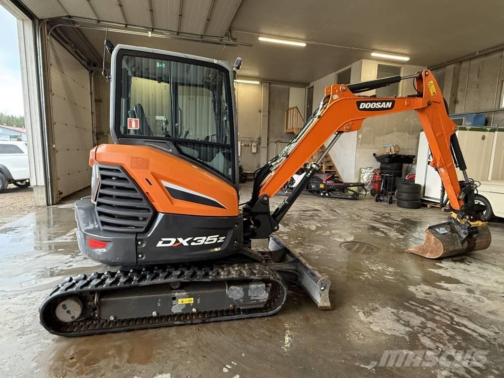 Develon DX 35 Z Міні-екскаватори < 7т