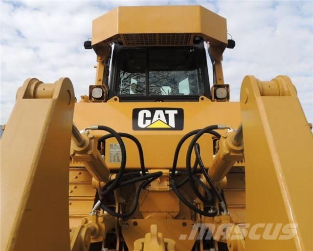 CAT D 7 R Гусеничні бульдозери