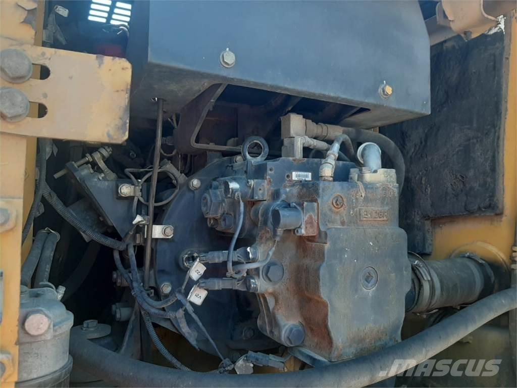 Komatsu PW180-7 Колісні екскаватори