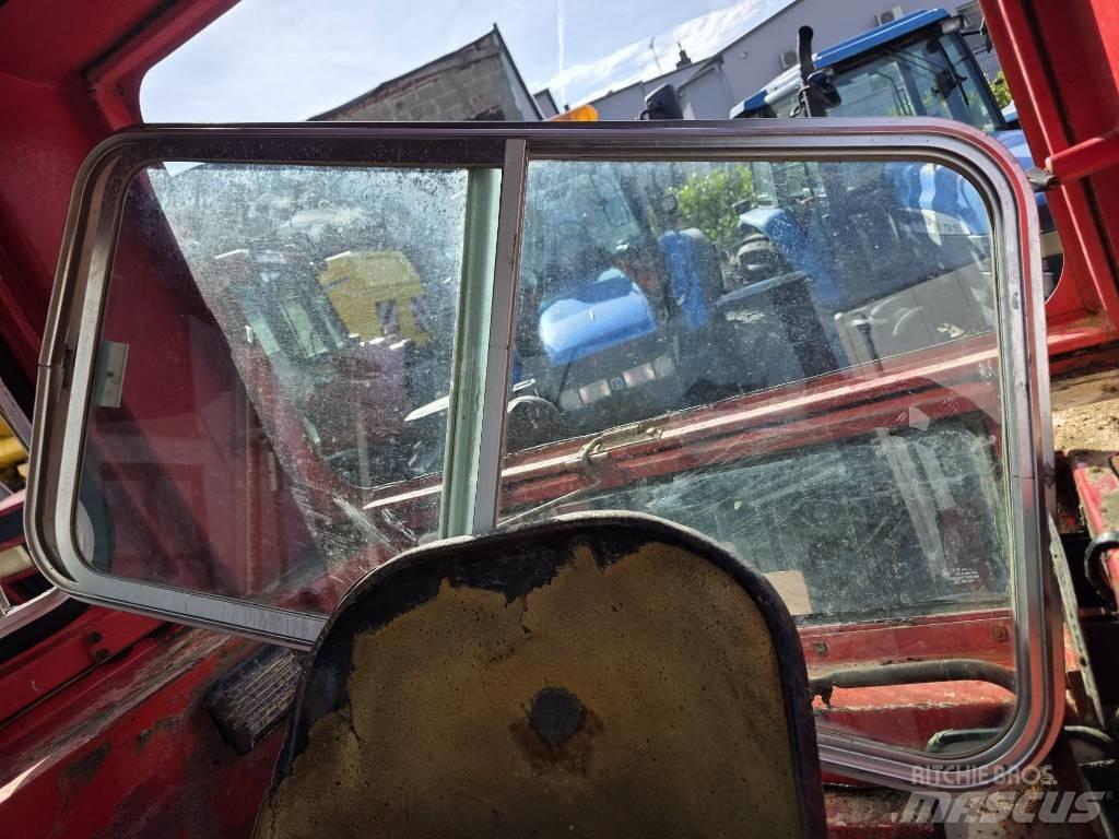 Massey Ferguson 575 Трактори