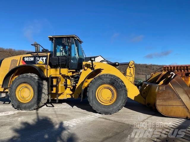 CAT 982 M Фронтальні навантажувачі