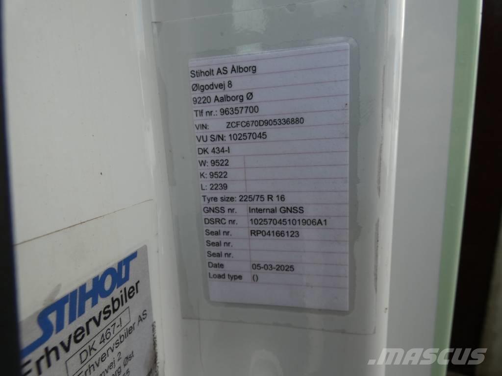 Iveco 70C 18 Шасі з кабіною