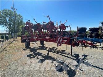 Lely Lotus 900 Граблі і сінозворушувачі