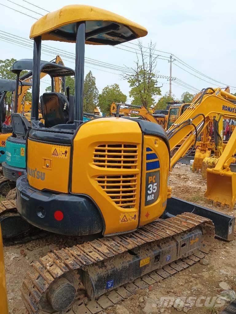Komatsu PC 35 Гусеничні екскаватори