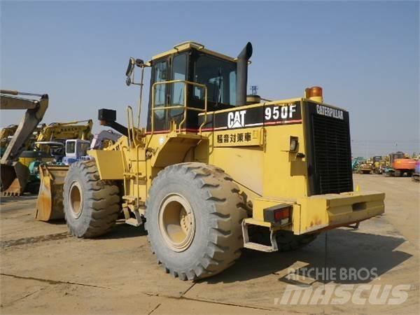 CAT 950F Фронтальні навантажувачі