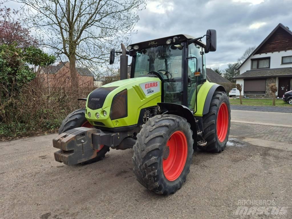 CLAAS Arion 430 Трактори