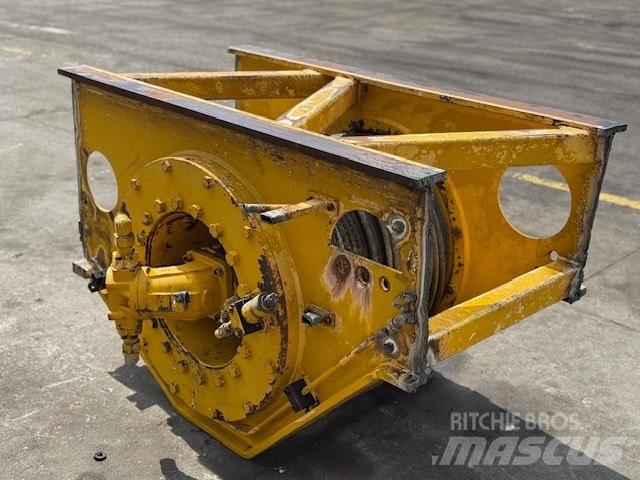Bauer USED WINCH Комплектуючі і запасні частини для бурових установок