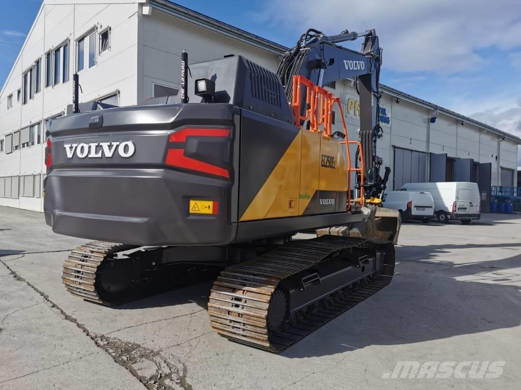 Volvo EC 250 EL Гусеничні екскаватори