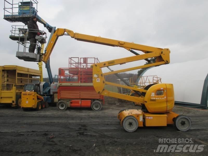 Manitou 170AETJ Колінчаті підйомники