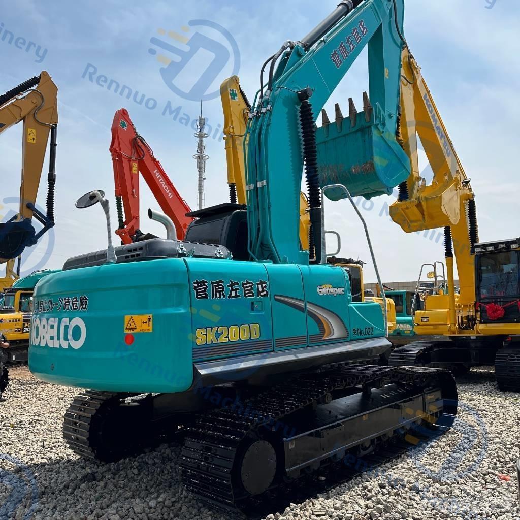 Kobelco SK 200 Гусеничні екскаватори