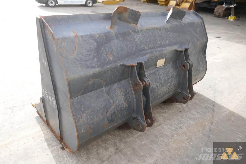 Volvo L120B Bucket Ковші
