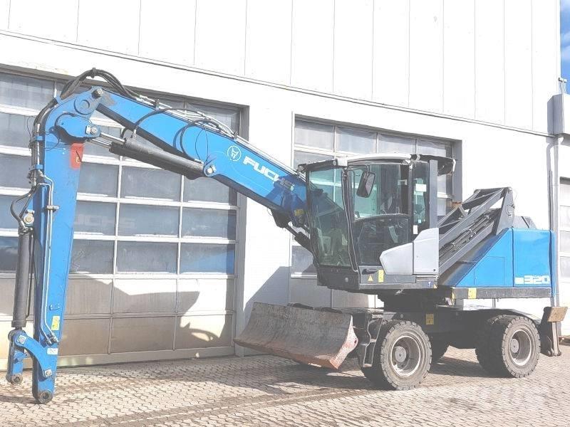 Fuchs MHL 320 F Перевантажувачі металобрухту/промислові навантажувачі