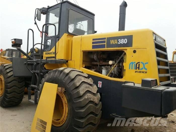 Komatsu WA 380-3 Фронтальні навантажувачі