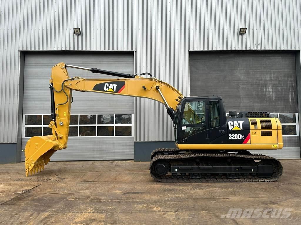 CAT 320D2 Гусеничні екскаватори