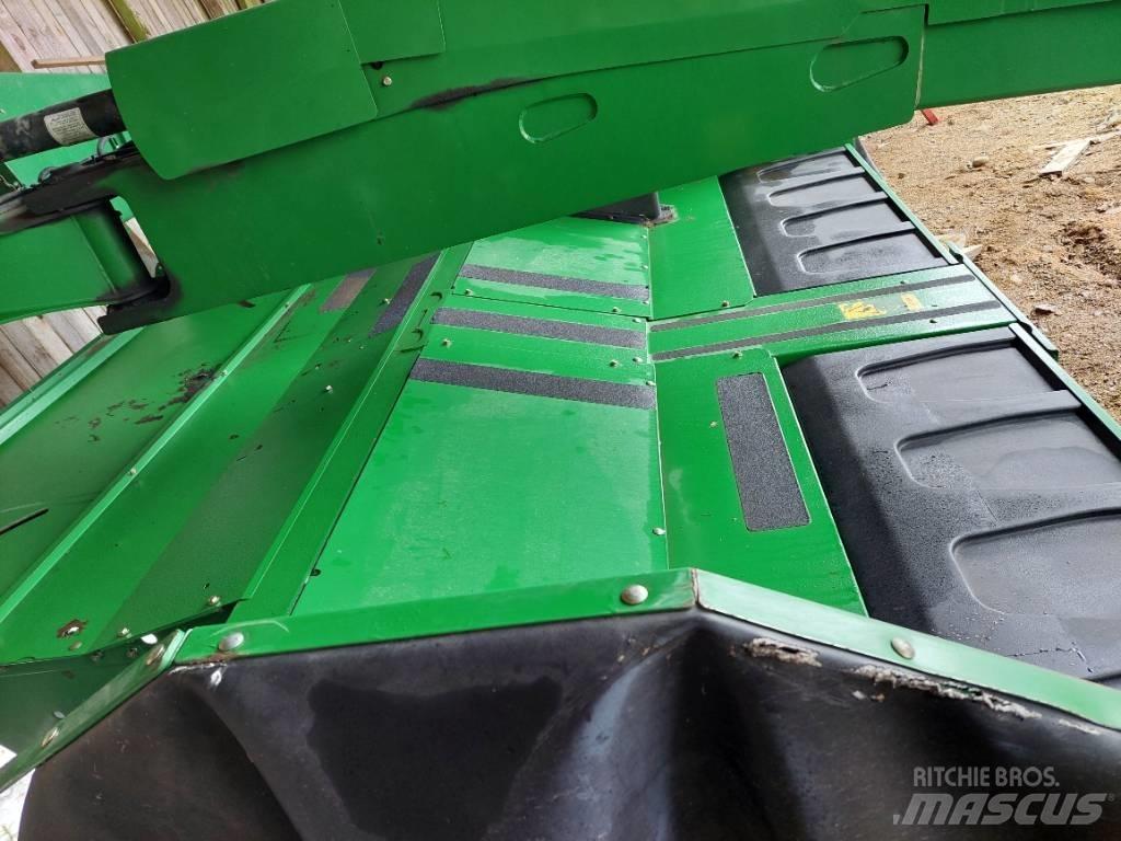John Deere 730 Косилки-формувачі