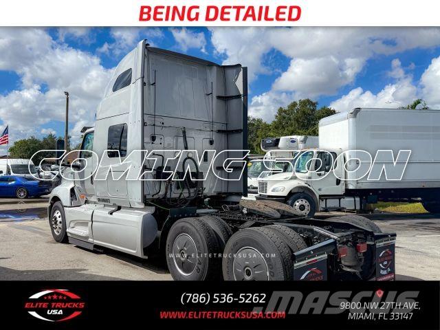 International LT Вантажівки / спеціальні