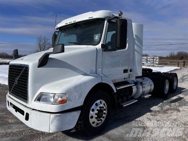 Volvo VNM Шасі з кабіною