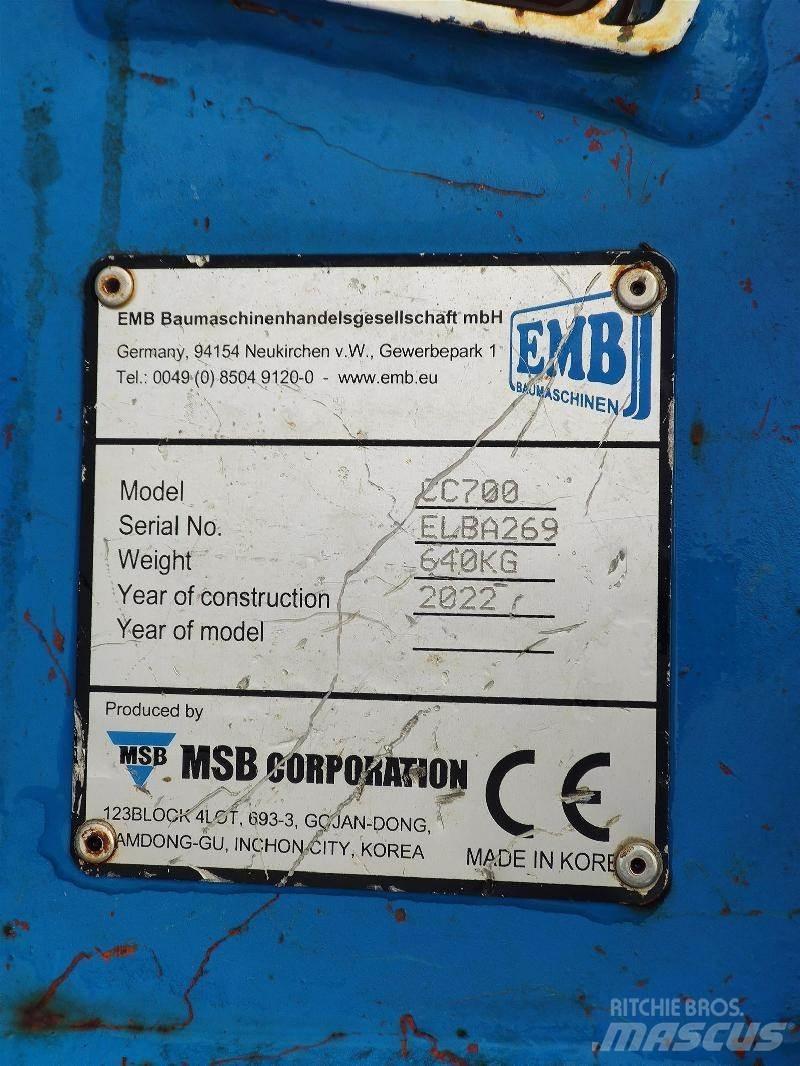  EMB CC700 Різаки