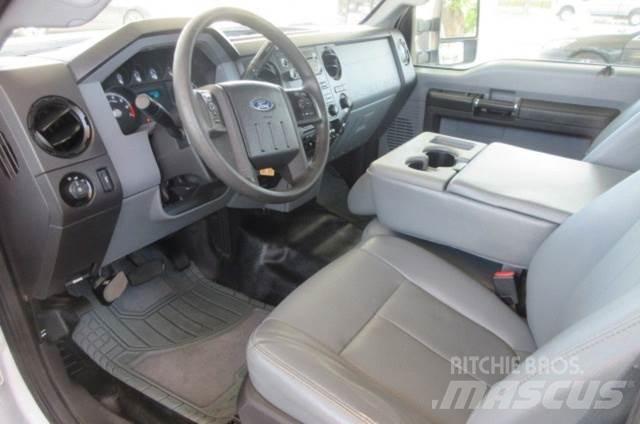 Ford F250 Евакуатори