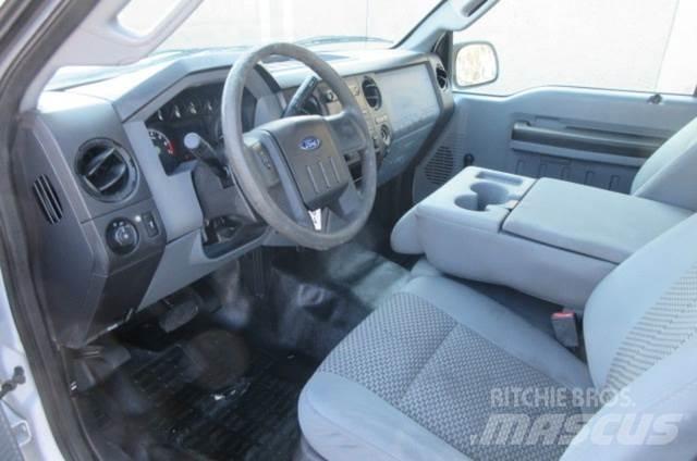 Ford F350 Евакуатори