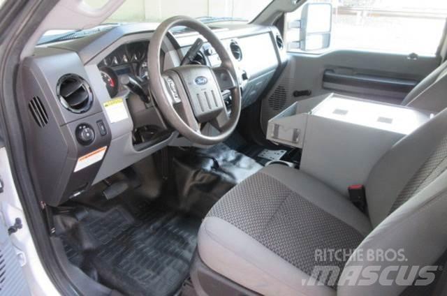 Ford F350 Евакуатори