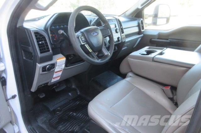 Ford F550 Евакуатори