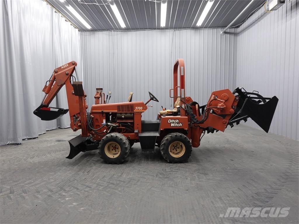 Ditch Witch 3700 Канавокопачі