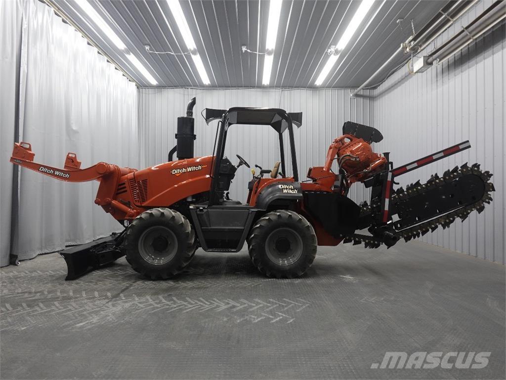 Ditch Witch RT115 Канавокопачі