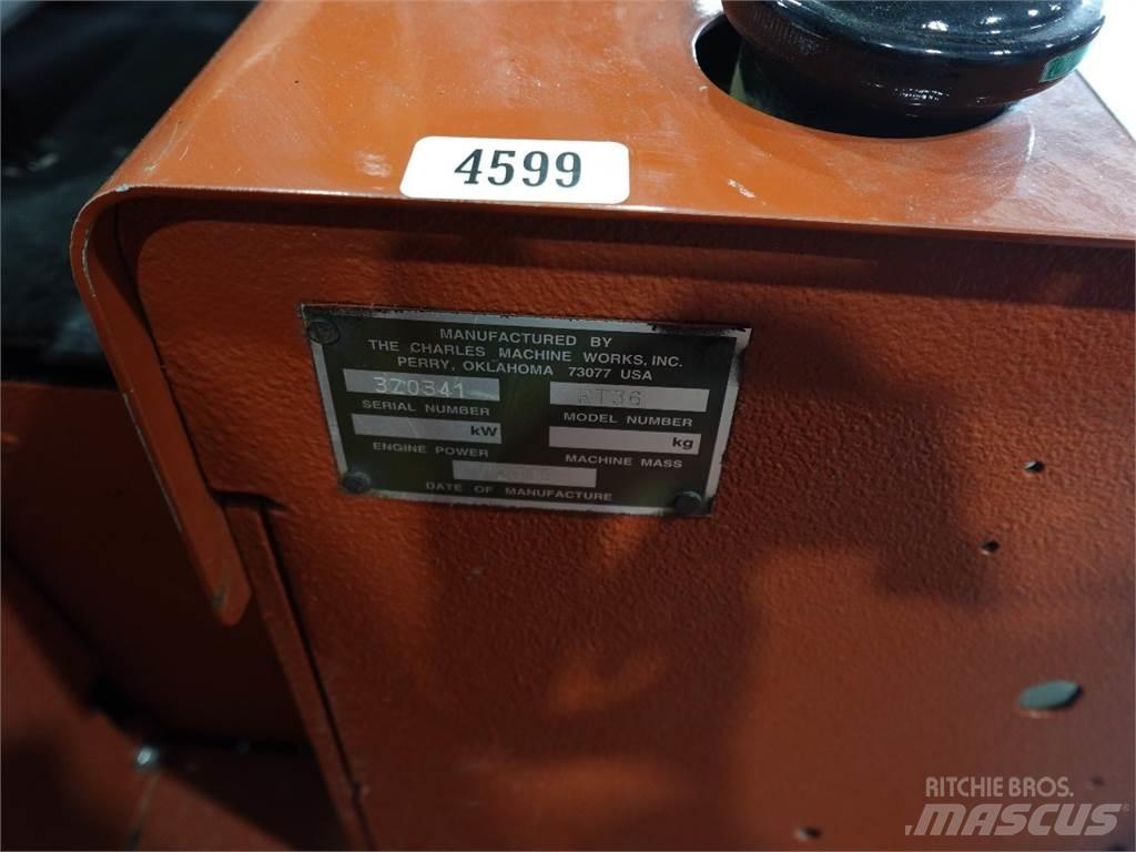 Ditch Witch RT36 Канавокопачі