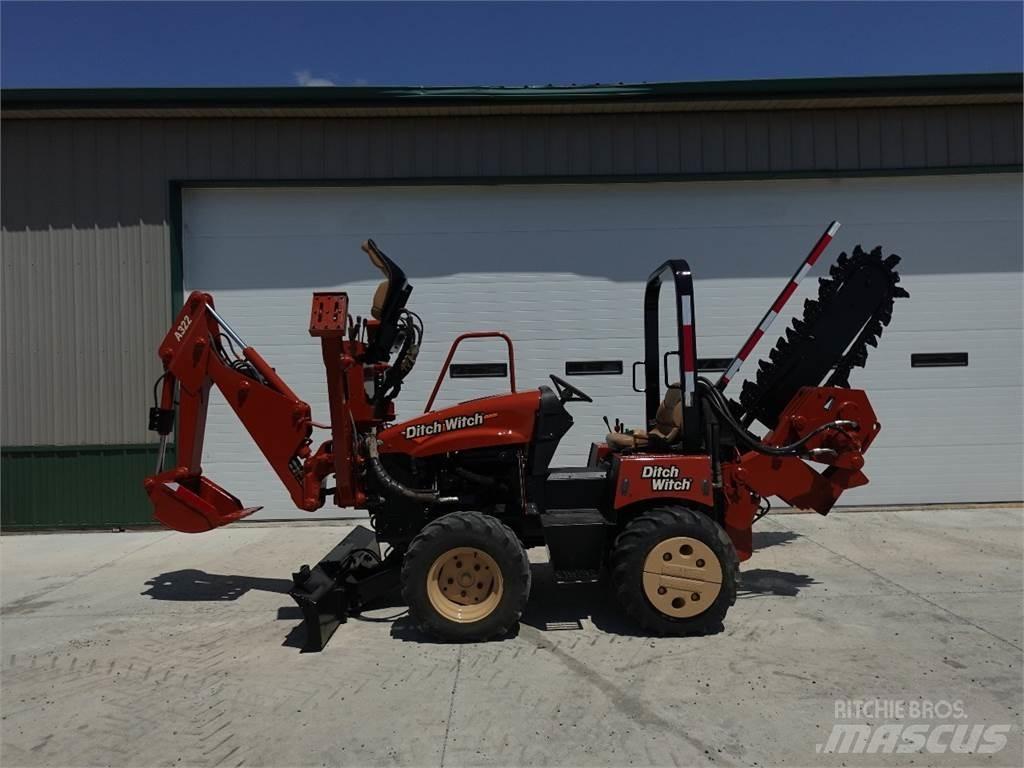 Ditch Witch rt40 Канавокопачі