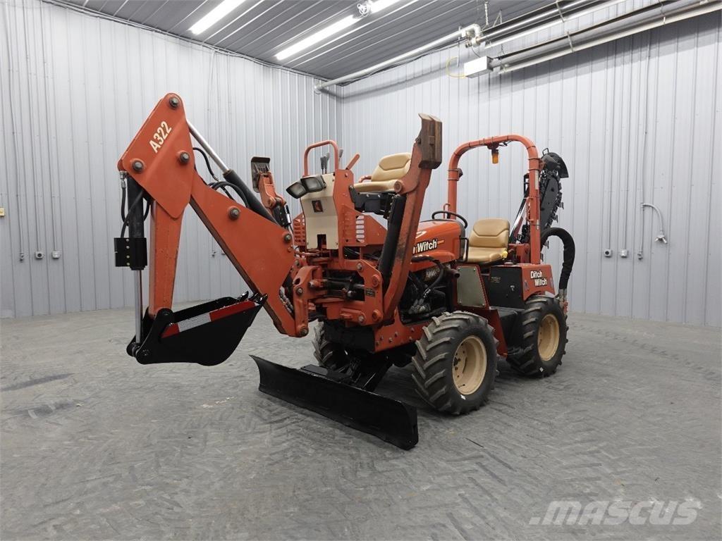 Ditch Witch rt45 Канавокопачі