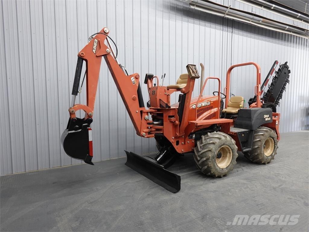 Ditch Witch RT80 Канавокопачі
