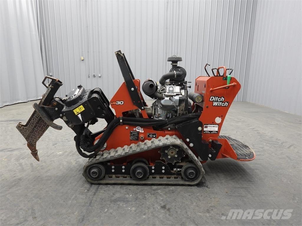 Ditch Witch VP30 Канавокопачі