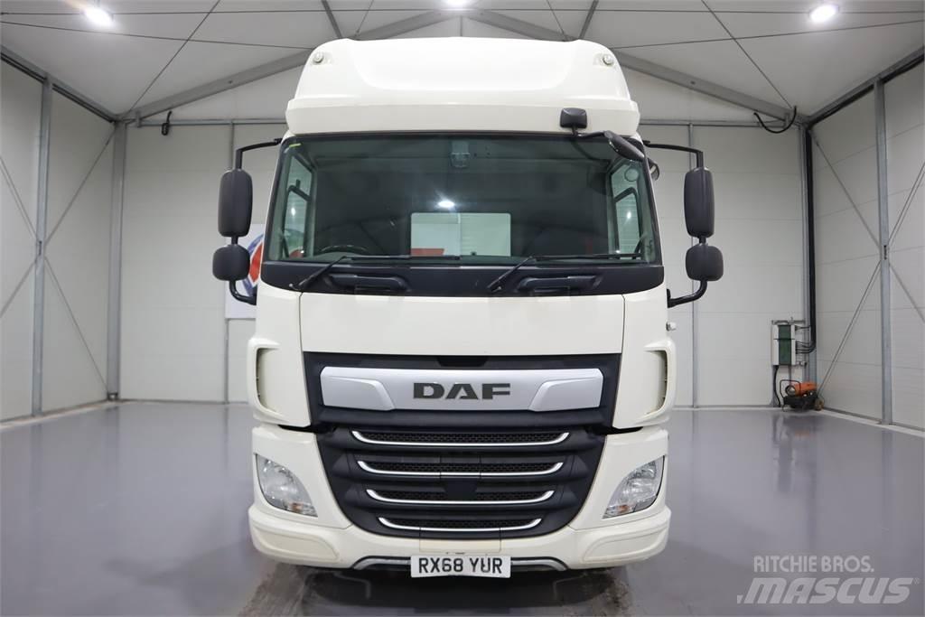 DAF CF450 Тягачі