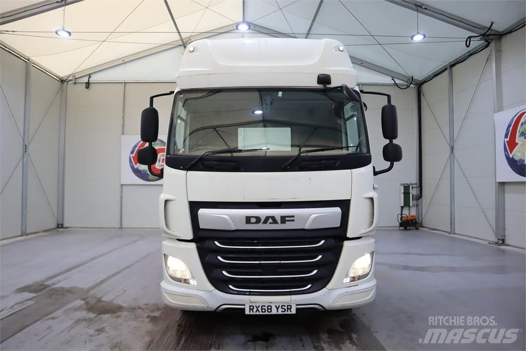 DAF CF450 Тягачі