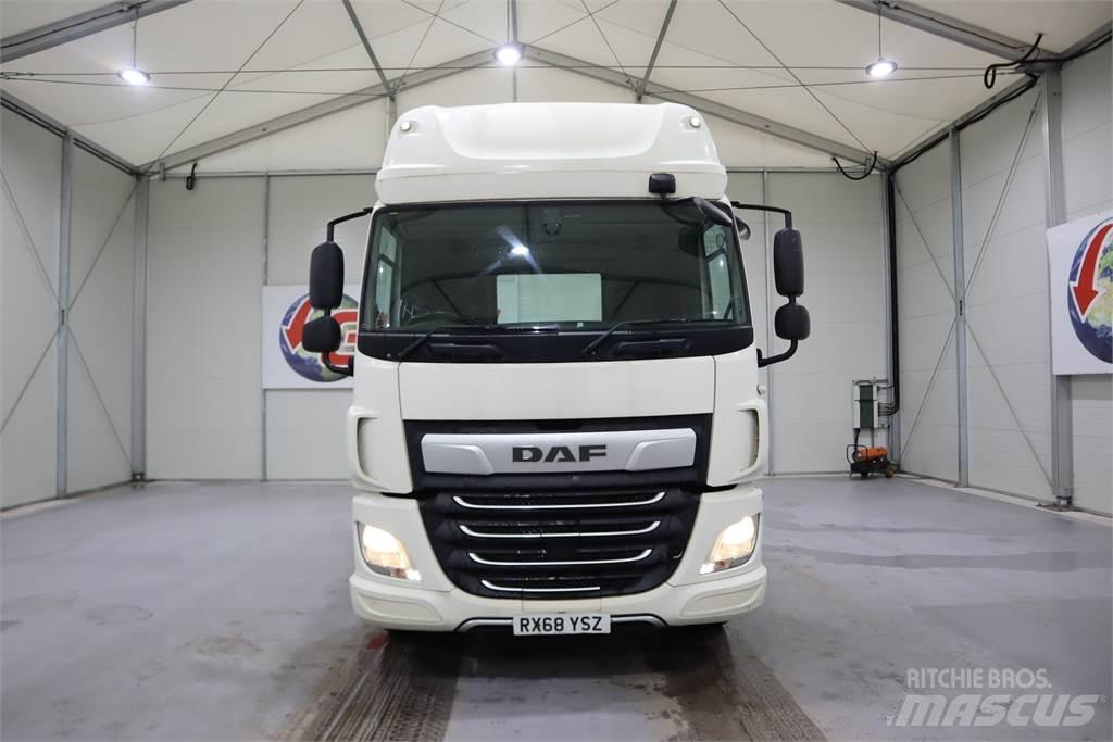 DAF CF450 Тягачі