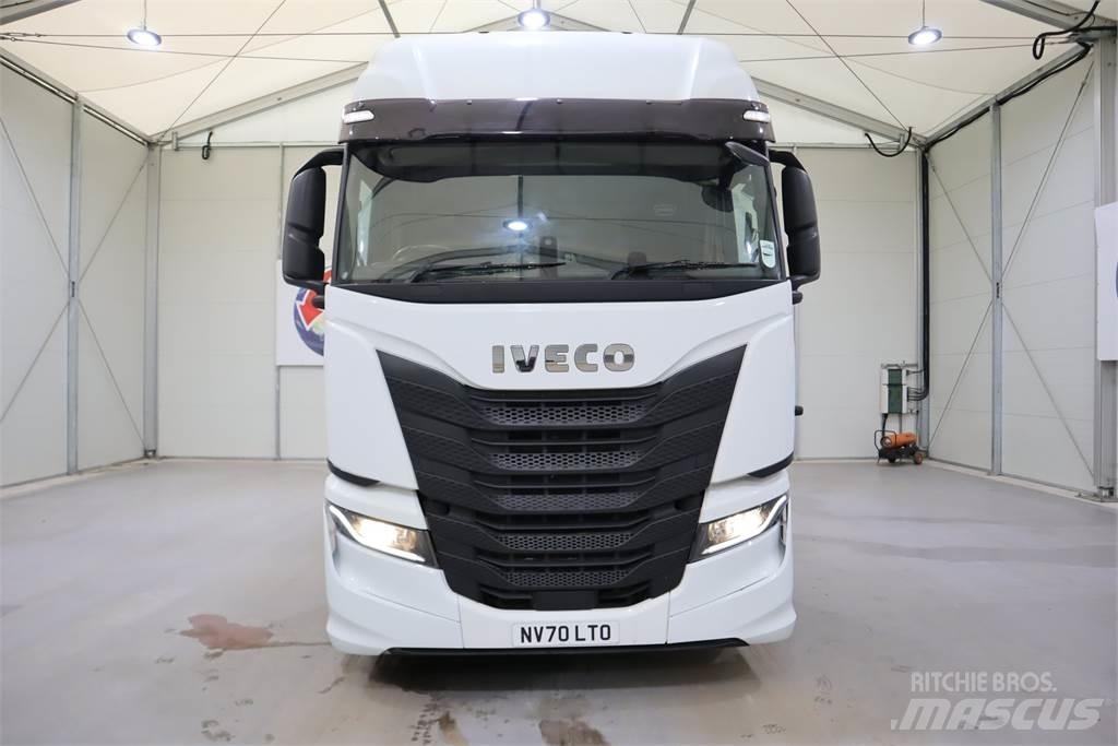 Iveco STRALIS 460 Тягачі