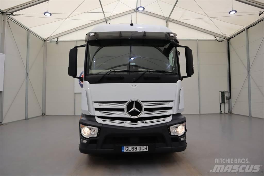 Mercedes-Benz ACTROS 1840 Тягачі