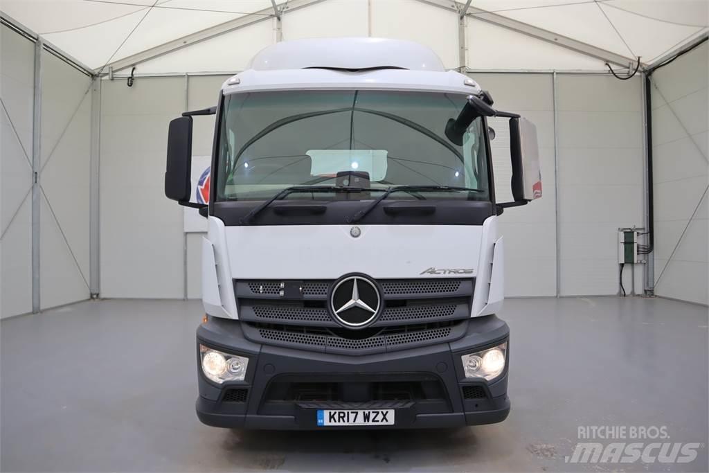 Mercedes-Benz Actros 1840 Тягачі